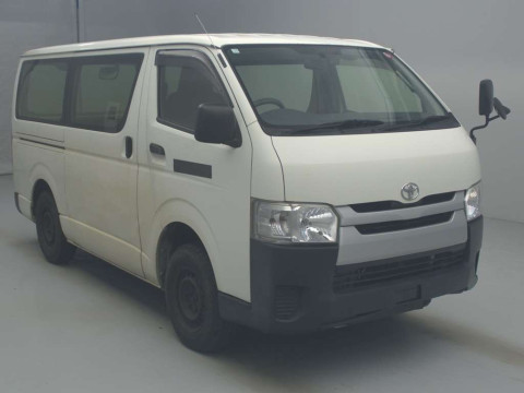 2014 Toyota Regiusace Van KDH206V[2]