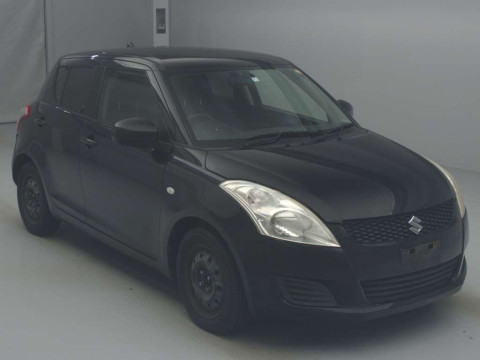 2011 Suzuki Swift ZC72S[2]