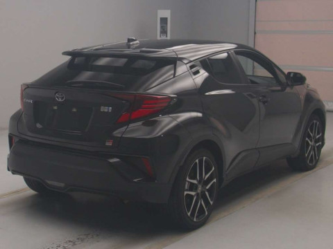 2021 Toyota C-HR ZYX11[1]