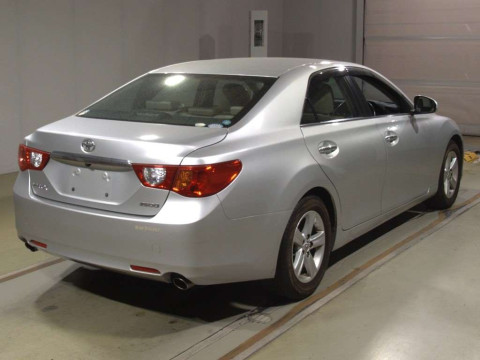 2010 Toyota Mark X GRX130[1]