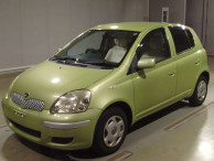 2004 Toyota Vitz