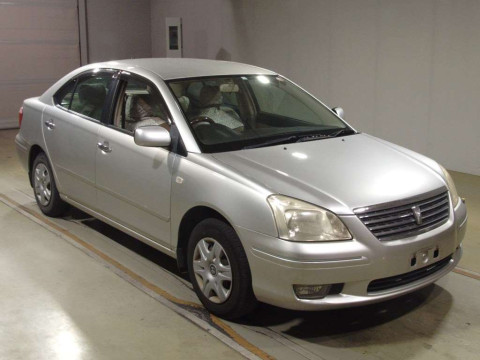 2004 Toyota Premio ZZT240[2]