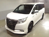 2015 Toyota Noah