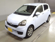 2013 Daihatsu Mira es