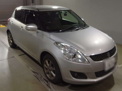 2012 Suzuki Swift ZD72S[2]