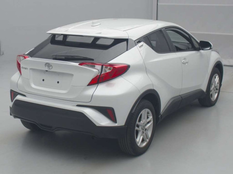 2021 Toyota C-HR NGX50[1]