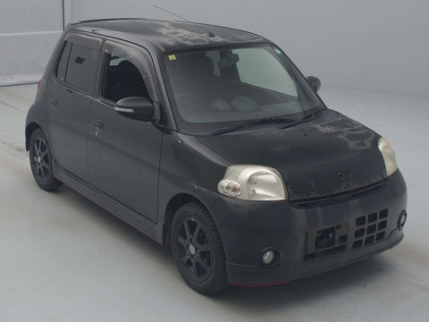 2010 Daihatsu Esse L235S[2]