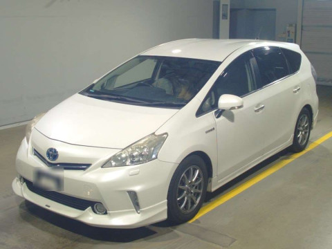 2013 Toyota Prius alpha ZVW40W[0]