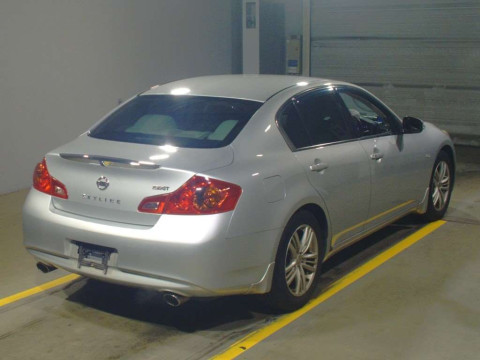 2011 Nissan Skyline V36[1]