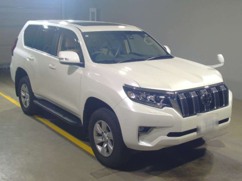 2023 Toyota Land Cruiser Prado TRJ150W[2]