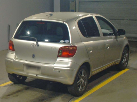 2004 Toyota Vitz SCP10[1]