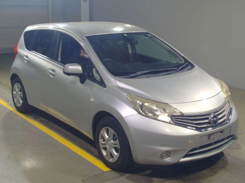 2013 Nissan Note E12[2]