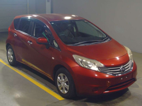 2013 Nissan Note E12[2]