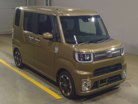 2017 Daihatsu Wake LA700S[2]