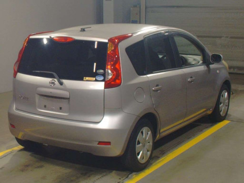 2010 Nissan Note E11[1]