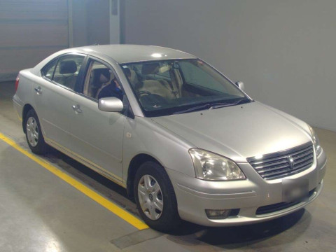 2004 Toyota Premio ZZT240[2]