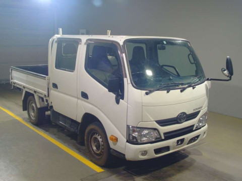 2017 Toyota Toyoace Truck KDY281[2]