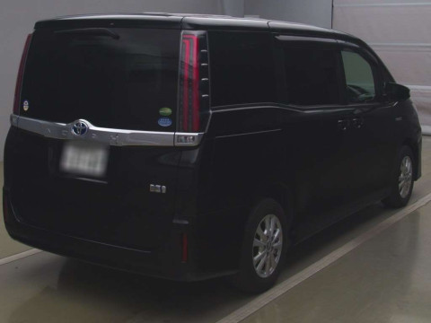 2018 Toyota Noah ZWR80G[1]