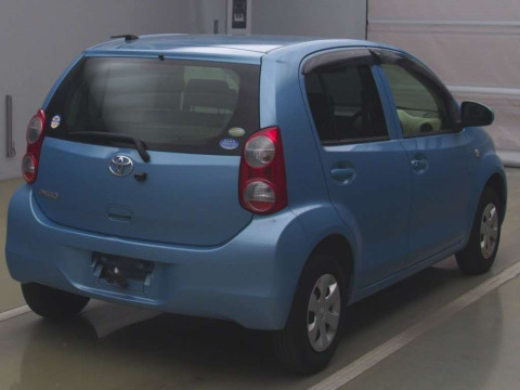 2012 Toyota Passo KGC30[1]