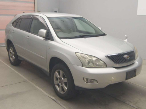 2004 Toyota Harrier ACU30W[2]