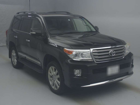 2014 Toyota Land Cruiser URJ202W[2]