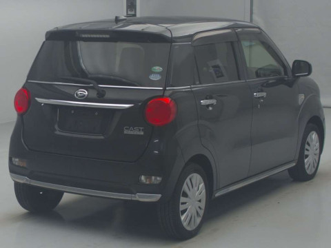 2016 Daihatsu Cast LA250S[1]