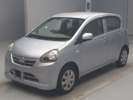 2013 Daihatsu Mira es