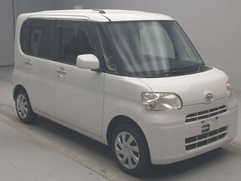 2012 Daihatsu Tanto L375S[2]