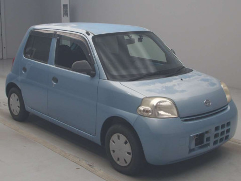 2010 Daihatsu Esse L235S[2]