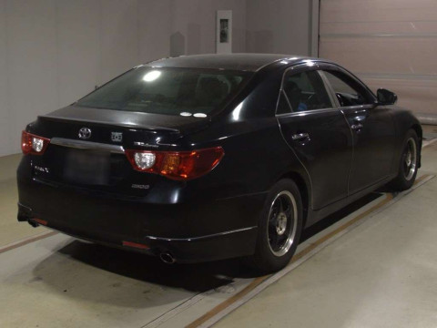 2010 Toyota Mark X GRX130[1]