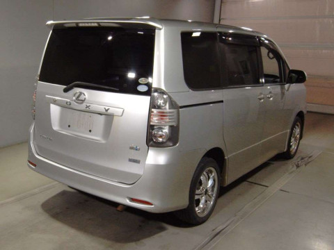 2008 Toyota Voxy ZRR75W[1]