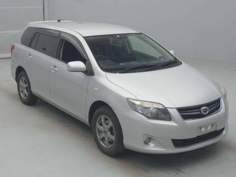 2010 Toyota Corolla Fielder NZE144G[2]