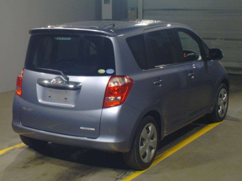 2005 Toyota Ractis NCP100[1]