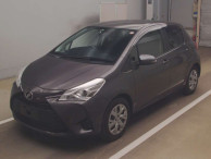 2017 Toyota Vitz