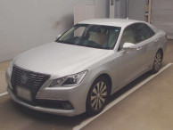 2015 Toyota Crown Hybrid