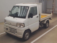 2012 Mitsubishi Minicab Truck