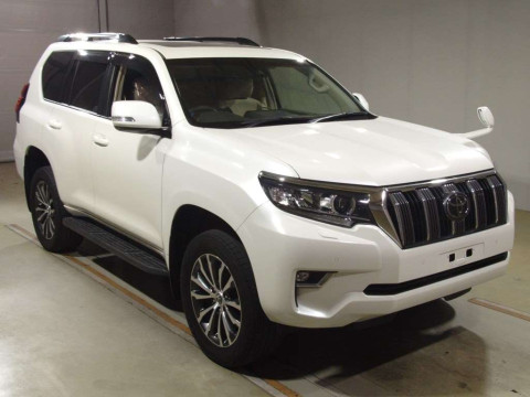 2020 Toyota Land Cruiser Prado TRJ150W[2]