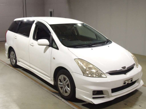 2003 Toyota Wish ANE10G[2]