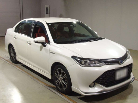 2016 Toyota Corolla Axio NKE165[2]