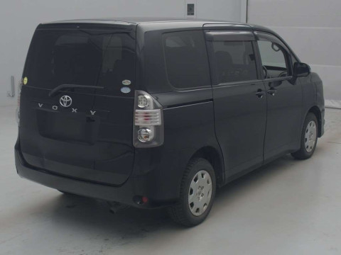 2007 Toyota Voxy ZRR75G[1]