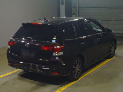 2016 Toyota Corolla Fielder NRE161G[1]