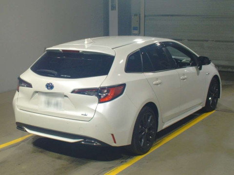 2020 Toyota Corolla Touring Wagon ZWE211W[1]