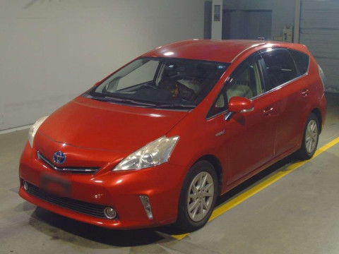 2013 Toyota Prius alpha ZVW41W[0]