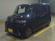 2022 Daihatsu Tanto Custom