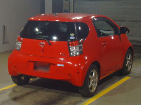 2010 Toyota iQ KGJ10[1]