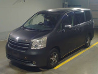 2008 Toyota Noah