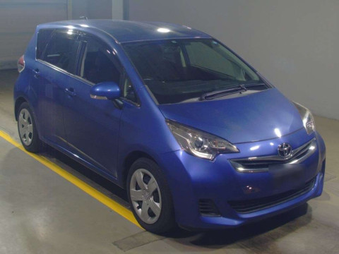 2015 Toyota Ractis NSP120[2]