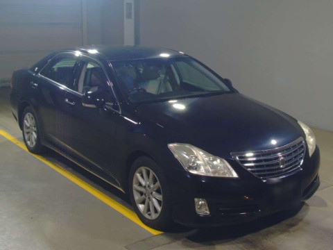 2008 Toyota Crown GRS200[2]