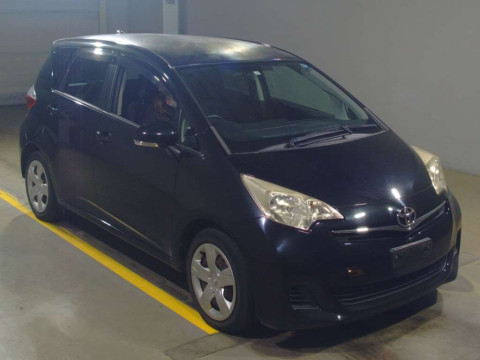 2012 Toyota Ractis NCP120[2]