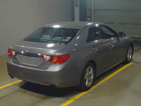 2010 Toyota Mark X GRX130[1]